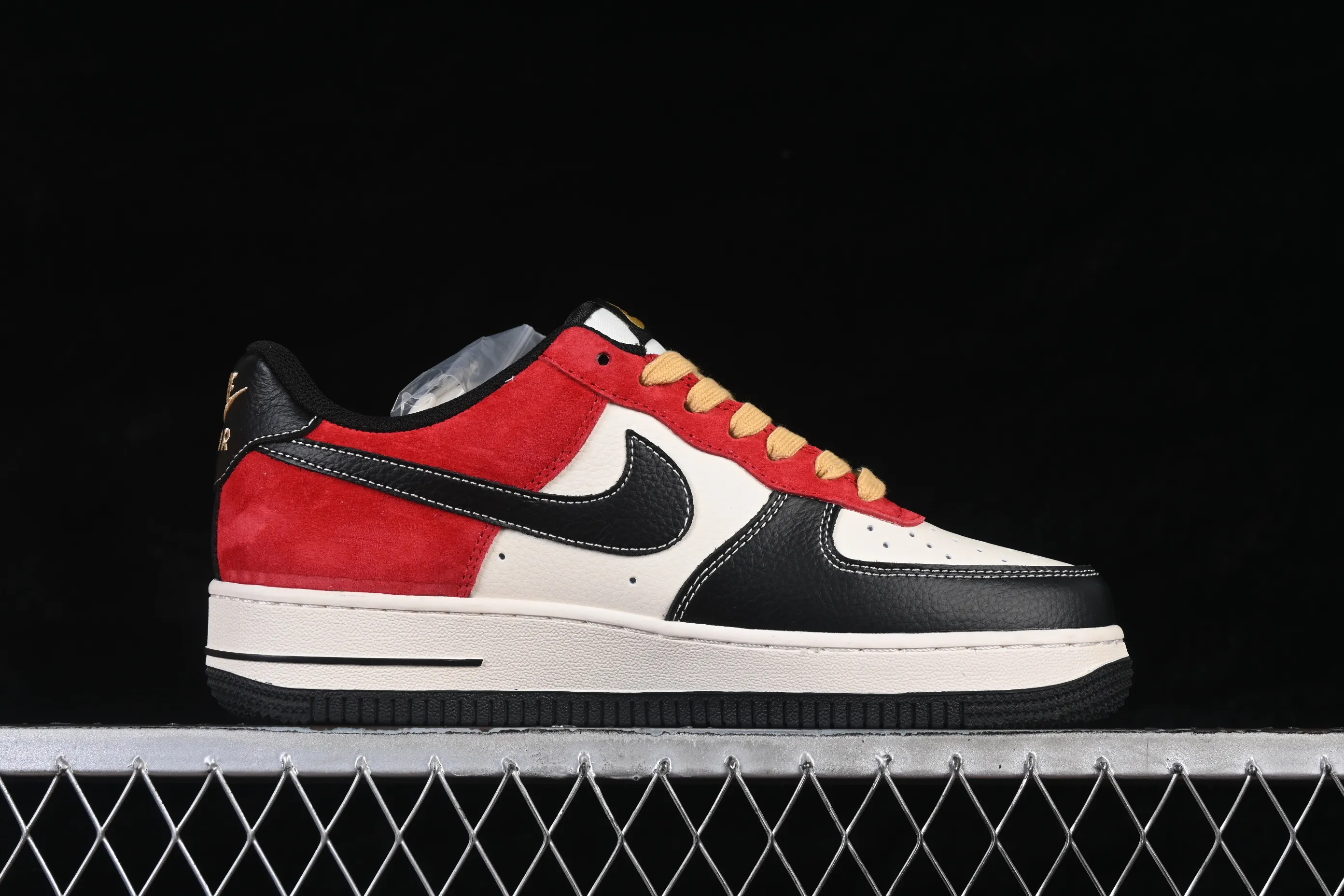 All Categories Nk Air Force 1 Air Force Series Nk Air Force 1 Low Air Force Low Nike Air Force 1'07 Low Limited Edition for the Year of the Horse Prancing Horse Welcomes Air Force One Low-top Casual Shoes XD0028-004